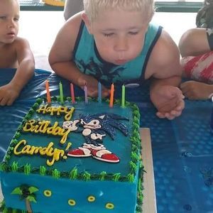 Meet your Posher, Kayla